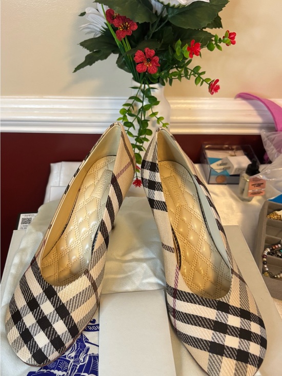 Burberry Shoes - Authentic NWT Burberry Pumps- Classic NovaCheck Pattern